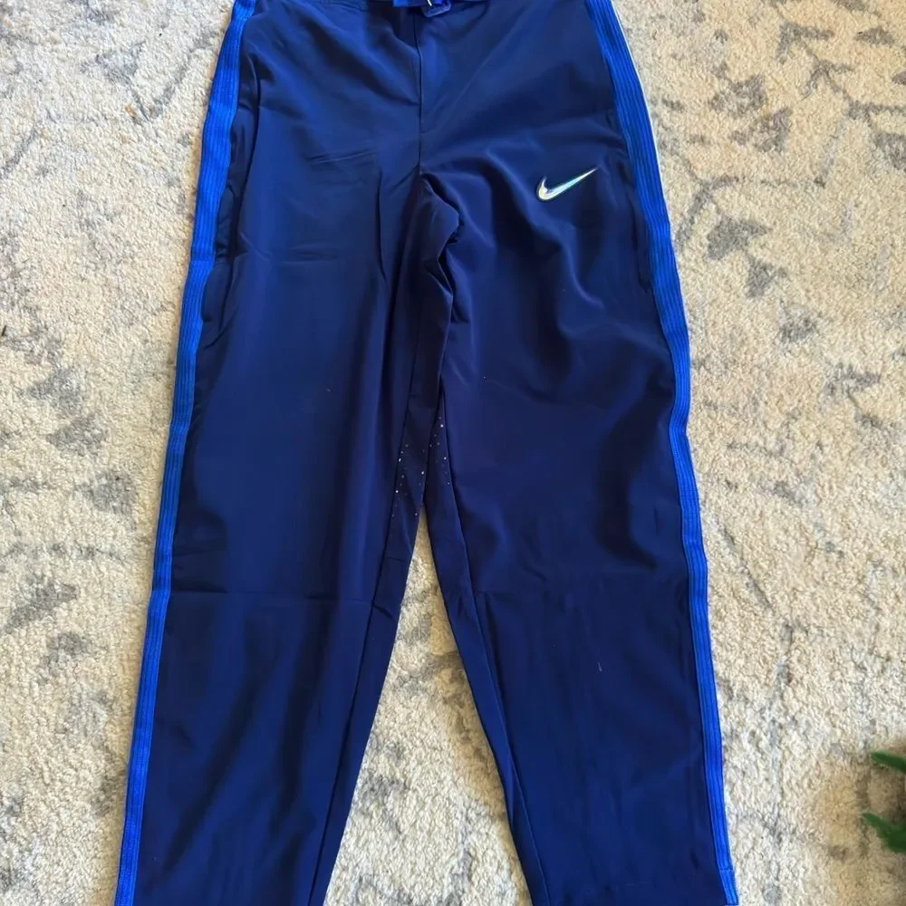 Nike nwt collectible